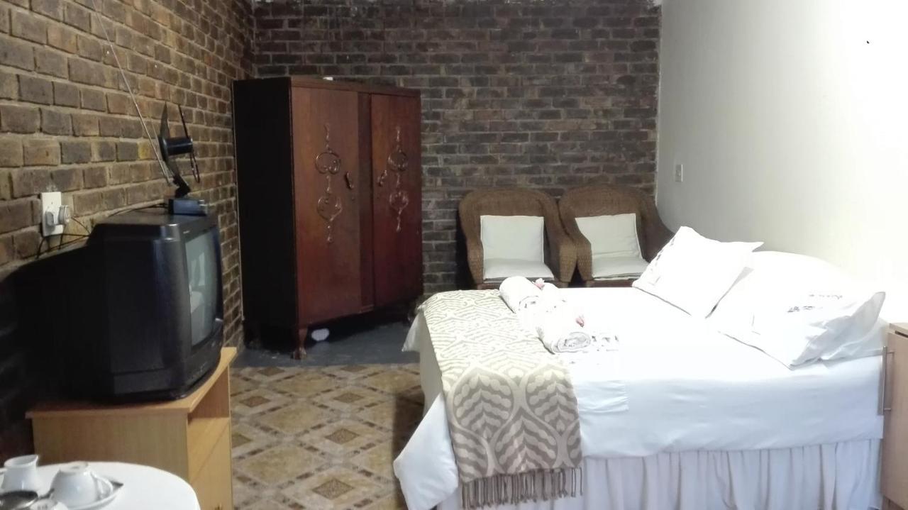 Hamba Kancane Ma-Africa Guest House Graskop Kültér fotó