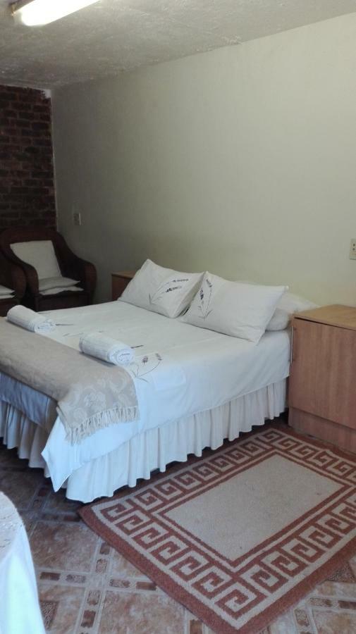 Hamba Kancane Ma-Africa Guest House Graskop Kültér fotó